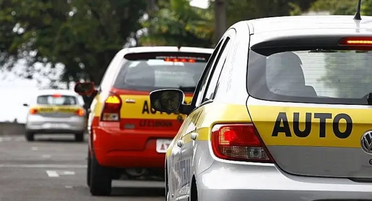 Lula autoriza Ministério dos Transportes a levar fim da obrigatoriedade de autoescola para CNH adiante